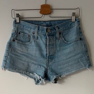 Levi’s Denim Blue Women's Shorts, Size 26